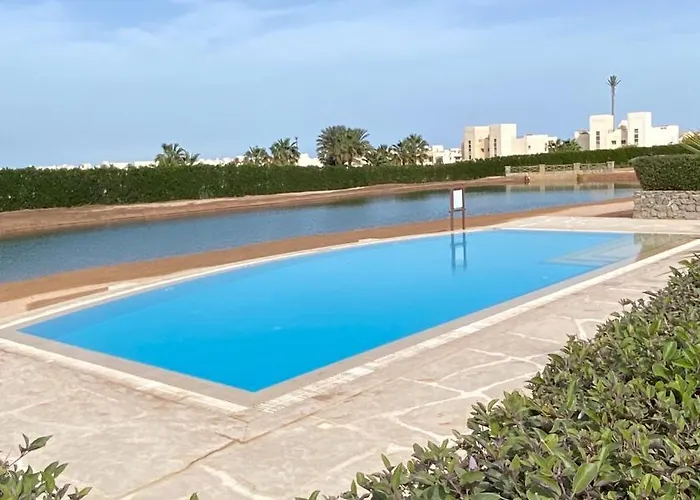 Elgouna Cozy 1br Cyan Lagoon View Gurdaka